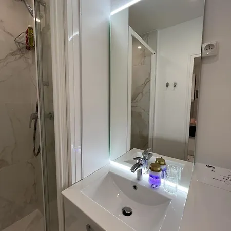Apartment Stylish In
